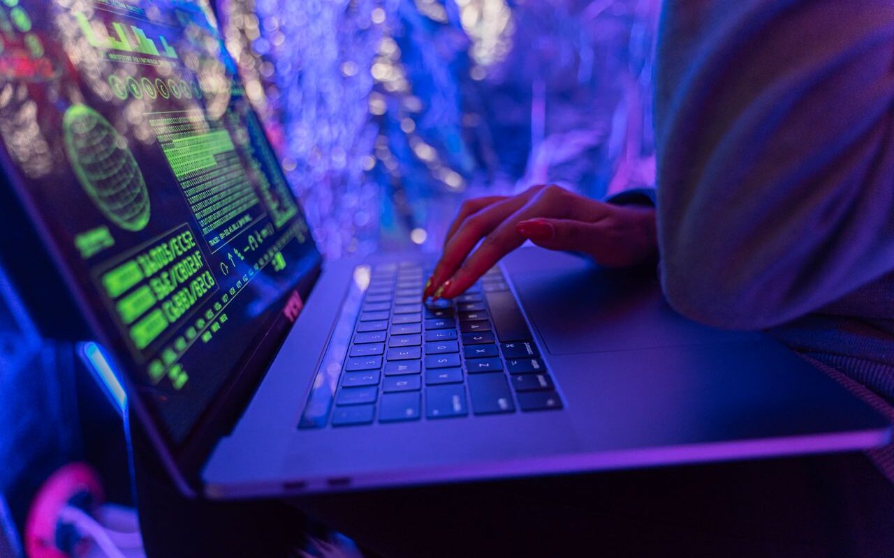 CISA Confirms Ransomware Operators Actively Exploiting BlueHammer Microsoft Defender Flaw CVE-2026-33825
