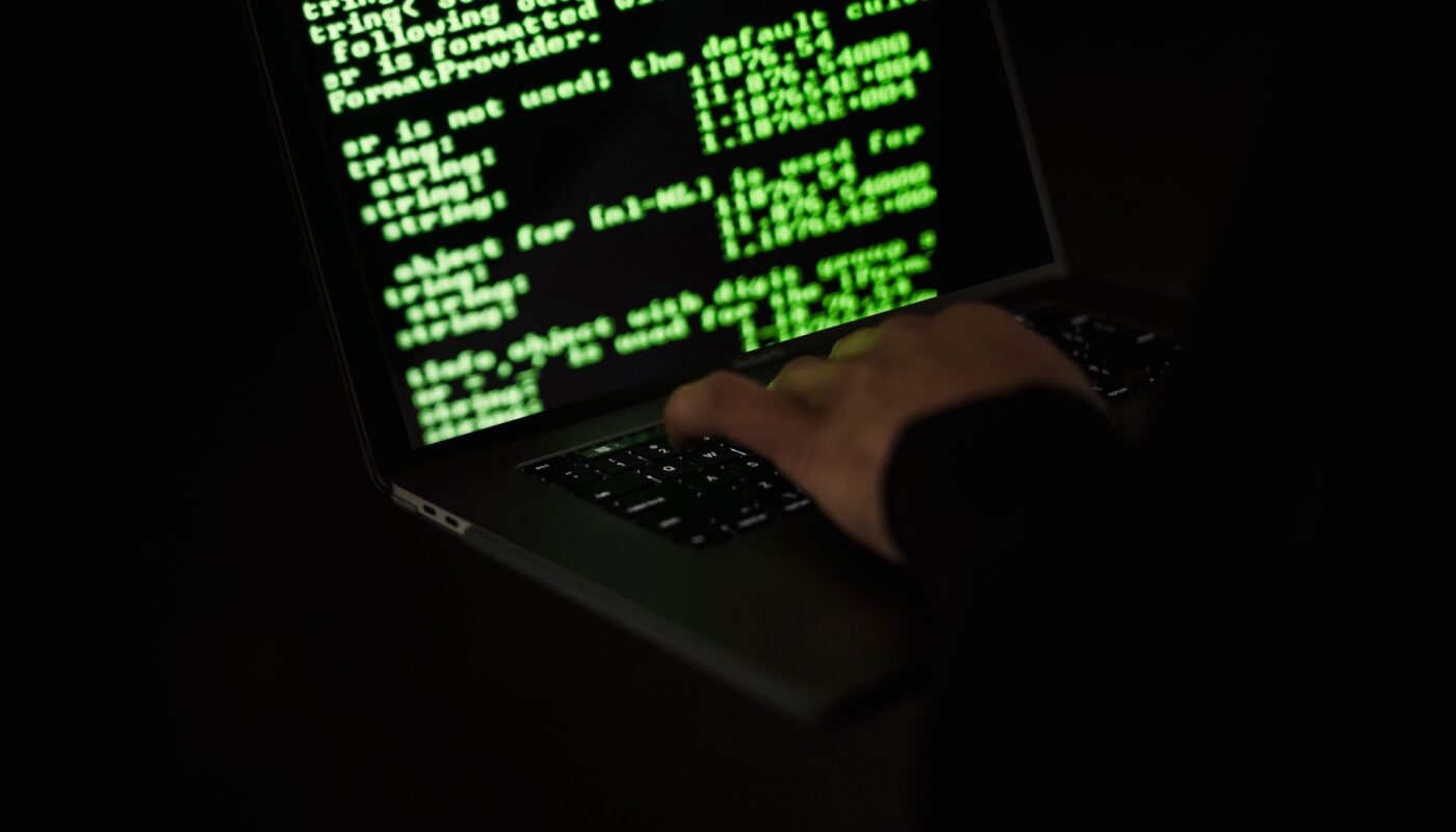 Hijacked npm and Go Packages Use VS Code Autorun and Blockchain Dead Drops to Deploy Python Infostealer