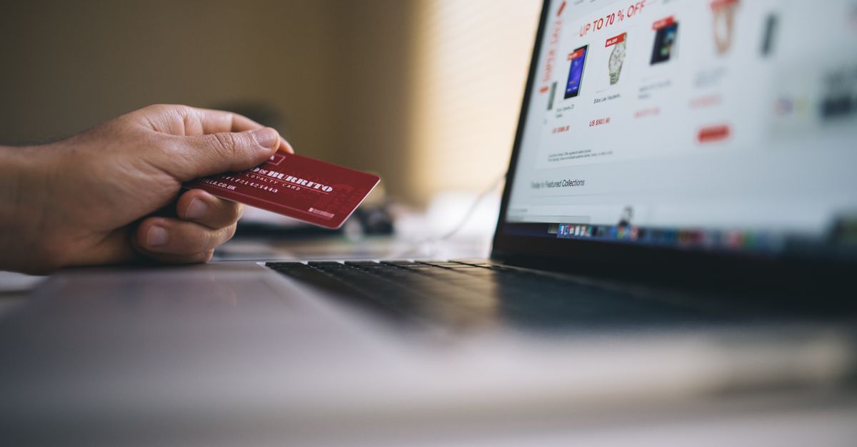 A Zero-Day Backdoors Magento Stores Before a Patch
